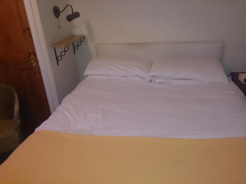Hotel Oyo Rose & Crown Hotel Bainbridge